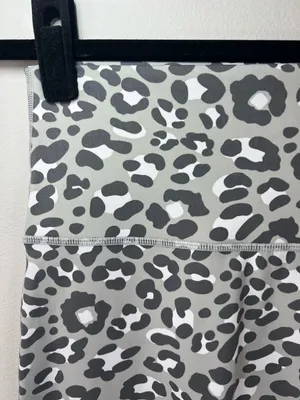 Offline by Aerie Goals 7/8 High Rise Leggings Gray Cheetah Yoga Pilates FLAW Sm thumbnail 3