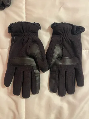 Brown Fuzzy Gloves thumbnail 2