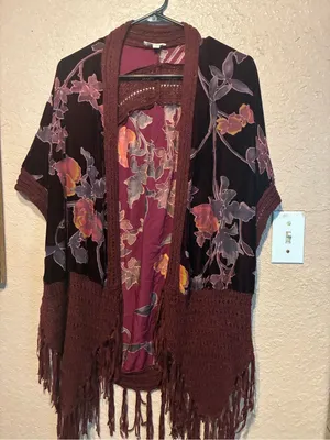 Bohemian Floral Velvet Fringe Kimono - Burgundy Oddi one size thumbnail 2