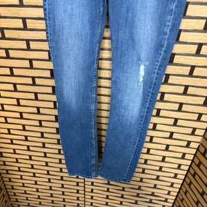 Silver Jeans Suki Straight‎ Leg Jeans Size 25W/32L thumbnail 5