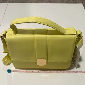 🔆 Canery Yellow with Gold accent dual Purse. Crossbody or clutch. 🔆 thumbnail 5