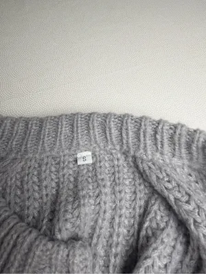 Womens Small Gray Chunky Knit Cardigan Sweater Button Front Oversized Cozy thumbnail 7