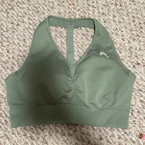 Oner Active classic 2.0 seamless v-neck bralette in sage marl Green- Size Large thumbnail 4