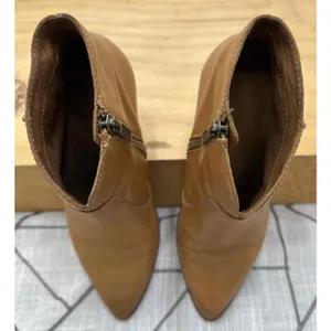 Frye Jennifer Leather Ankle Booties Brown Zipper Heeled Womens Size 7‎ READ thumbnail 8