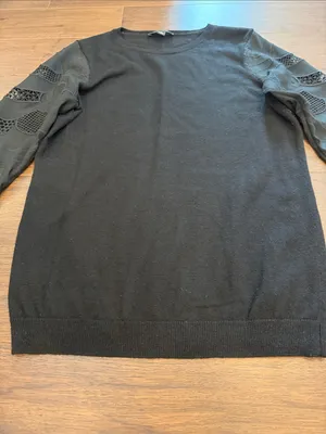Ann Taylor Black Crewneck Sweater with Cut Out Sleeve Details - Medium - C55-029 thumbnail 4
