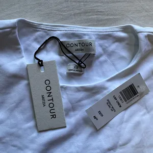 Aritzia - Contour Capsleeve Crew T-shirt thumbnail 6