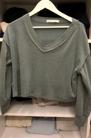 Altar'd State green off the shoulder long sleeve top in XS thumbnail 1