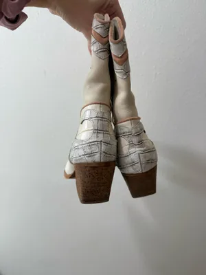 DV by Dolce Vita Booties thumbnail 3