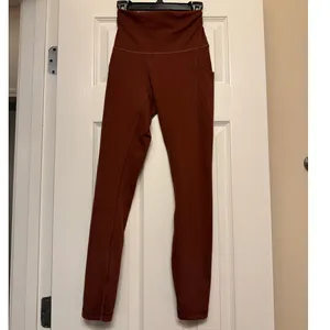 Lululemon Roasted Brown Wunder Train Legging Size 2 thumbnail 4