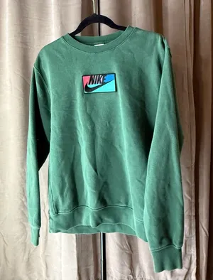 Nike Crewneck Sweatshirt thumbnail 1