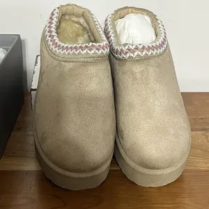 Falls‎ Creek Women's Clogs Jane Tan Color Size 6 New In Box thumbnail 4