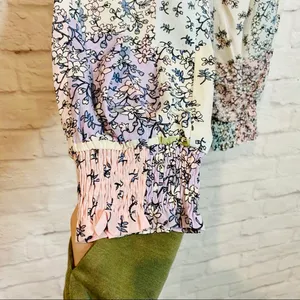 Boutique NEW Floral Patch Pants thumbnail 4