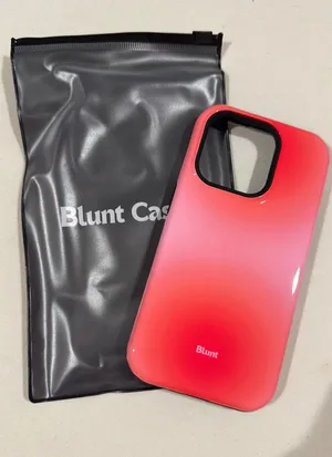 Blunt phone case 15 pro Red thumbnail 1