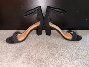 Windsor Heels Black thumbnail 2
