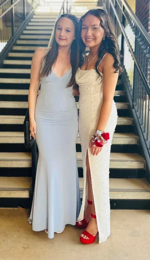 Jovani Prom Dresss thumbnail 3
