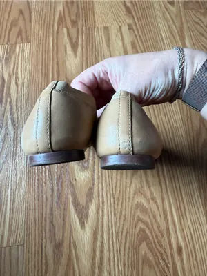 Tory Burch Beige Leather Ballet Flats with Gold Logo thumbnail 5