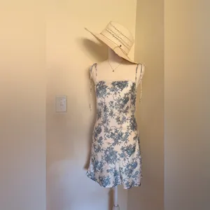 Princess Polly Blue Floral Chemise thumbnail 5