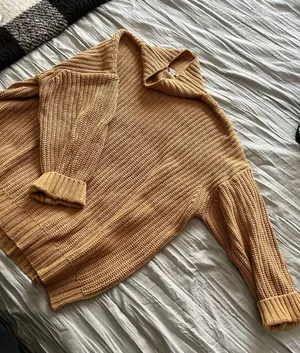 American Eagle Outfitters Turtleneck Sweater thumbnail 3
