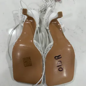 Chic White Mesh Lace thumbnail 6
