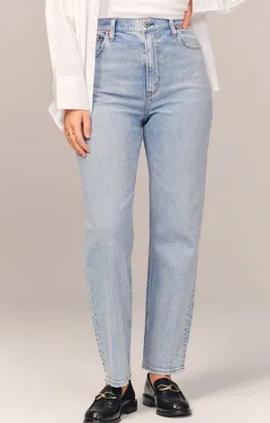 Abercrombie & Fitch Curve Love Ultra High Rise Ankle Straight Jeans thumbnail 1