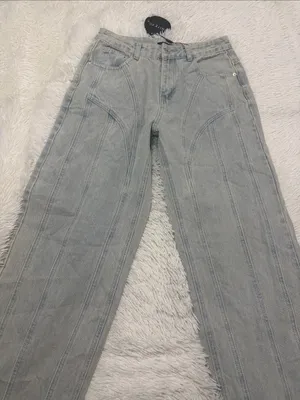 White Fox Boutique Light Blue Acid Wash Jeans thumbnail 4
