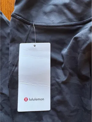 Lululemon Base Pace High Rise 28” Brushed, Heritage Camo Black Size 6 NWT thumbnail 4