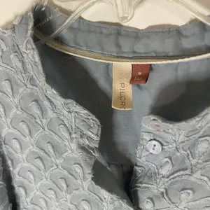 Anthropologie Pilcro and the Letterpress The Bella Femme puff-sleeve embroidered button down M thumbnail 2