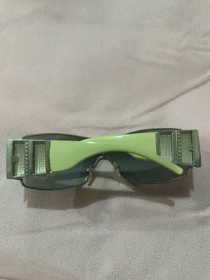 y2k sunglasses thumbnail 4