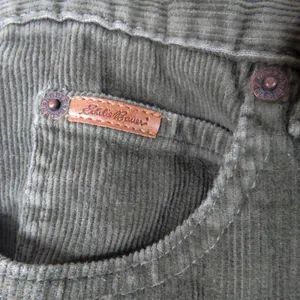 90s Vintage Eddie Bauer Olive Green Velvet Corduroy Straight Leg Pants 8P 30" thumbnail 4