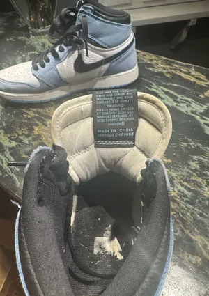 Jordan 1 Mid University Blue Nike thumbnail 4