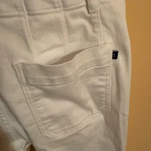 Anthropologie Pilcro Skipper Cropped Wide Leg Jeans thumbnail 10