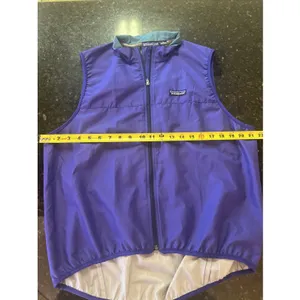 Patagonia Vest Women's Sz med Lightweight Purple Running Zip Up Athletic Workout thumbnail 6