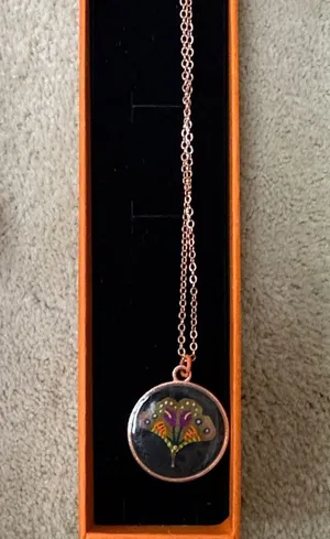 Hand painted Elegant Pendant Necklace with Floral Design thumbnail 1