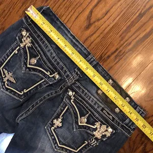 MISS ME Dark Wash Embellished Boot Cut Denim Low Rise Jeans Size 28x31 TAG 28x34 thumbnail 7