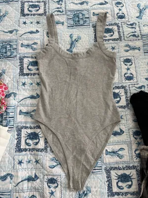 Woman’s forever 21 Bodysuit  thumbnail 2