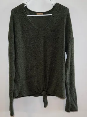 Piko 1988 Women’s Green‎ Long Sleeve Sweater Size Large thumbnail 1