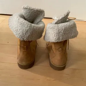 Timberland Women's Linden Woods Waterproof Fold-Down Winter Boots thumbnail 4