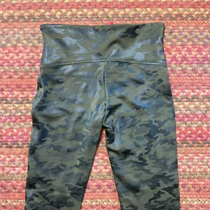 SPANX ARMY CAMO SHEEN LEGGINGS thumbnail 4