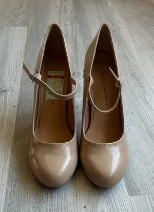 Chinese Laundry Nude Patent Mary Jane Pumps Classic Heels thumbnail 1