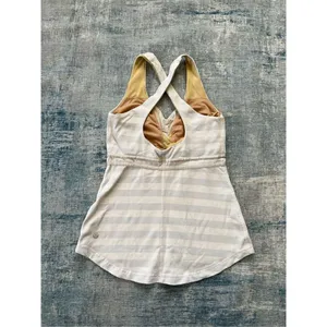 Lululemon Action Pale Blue White Silver Athletic Tank Top Size 4 thumbnail 6