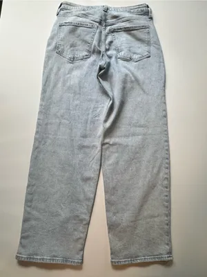 Old Navy OG Loose Style Light Wash Straight Leg Jeans Size 6 thumbnail 2
