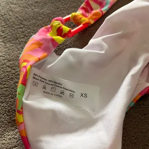 Bright Colorful Tropical Bikini Women’s 2 Piece Swimsuit Sz XS NWOT thumbnail 5