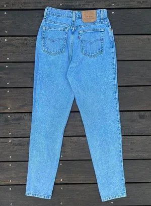 Blue Vintage Levi's Blue Light Wash Mom Jeans Denim High Waisted Pants thumbnail 1