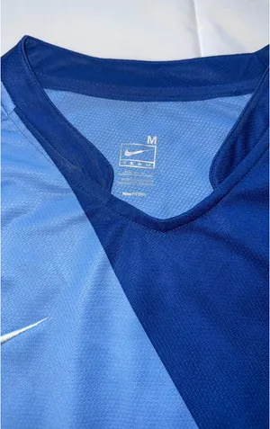 Vintage Nike Cropped Long Sleeve thumbnail 3