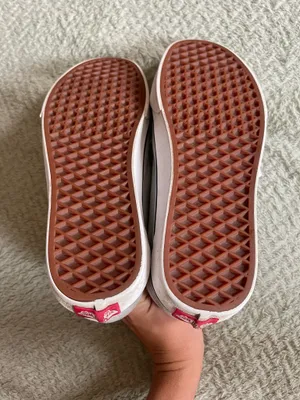 Vans Sneakers Women’s 9.5 thumbnail 3