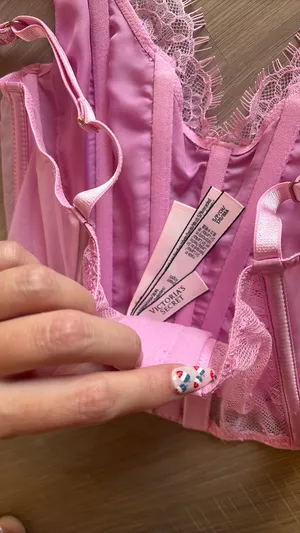 Victoria's Secret Corset thumbnail 3