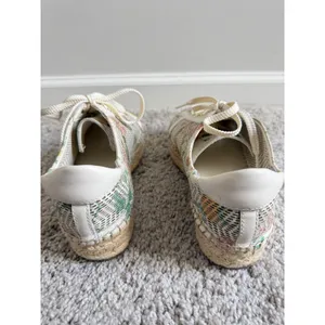 Vince Camuto Floral Perforated Leather Espadrille Platform Sneakers‎ White 7.5 thumbnail 2