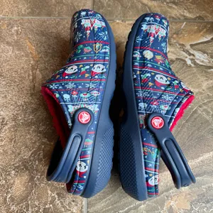 Disney Mickey Mouse Crocs Clogs‎ Size M7 W9. Mickey lights up! thumbnail 3