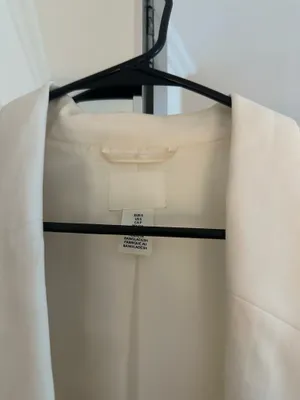 H&M blazer thumbnail 2