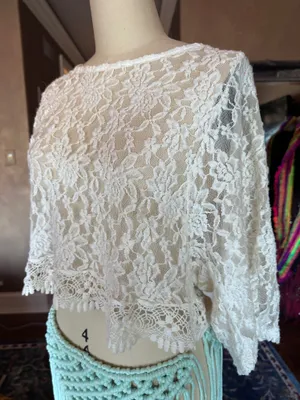 Crop Top White Size M thumbnail 5